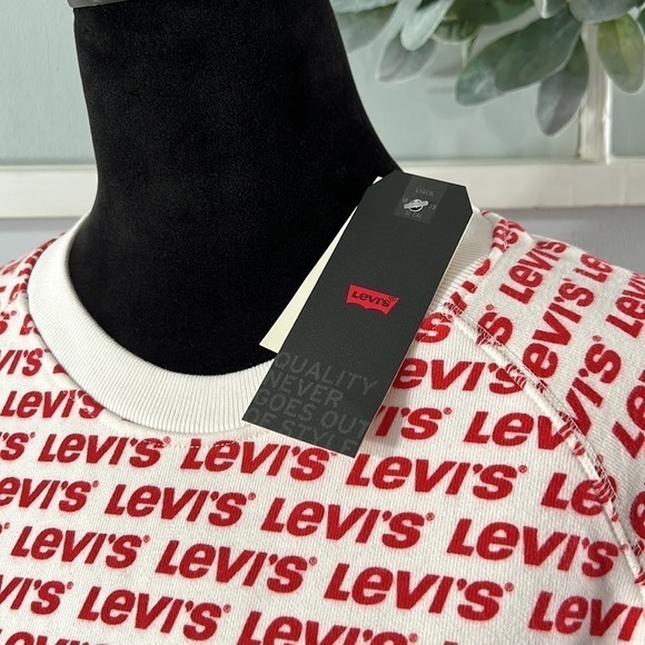 Levi’s All Over Spell Out Crop Sweatshirt Raw Hem Red White Cozy Casual S NWT - Picture 6 of 11